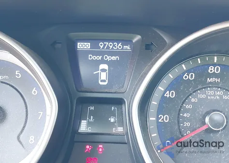 2014 Hyundai Elantra Gt Base W/Blue из США, поврежденный, VIN KMHD35LHXEU163032